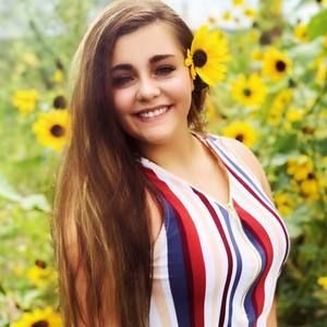 Meet your Posher, Brittany sue